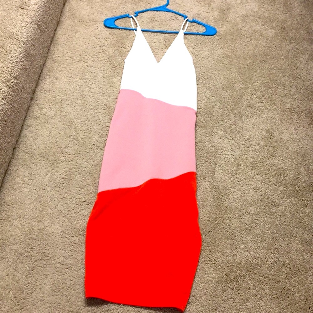 Boohoo Color Block Midi Dress - Picture 2 of 4
